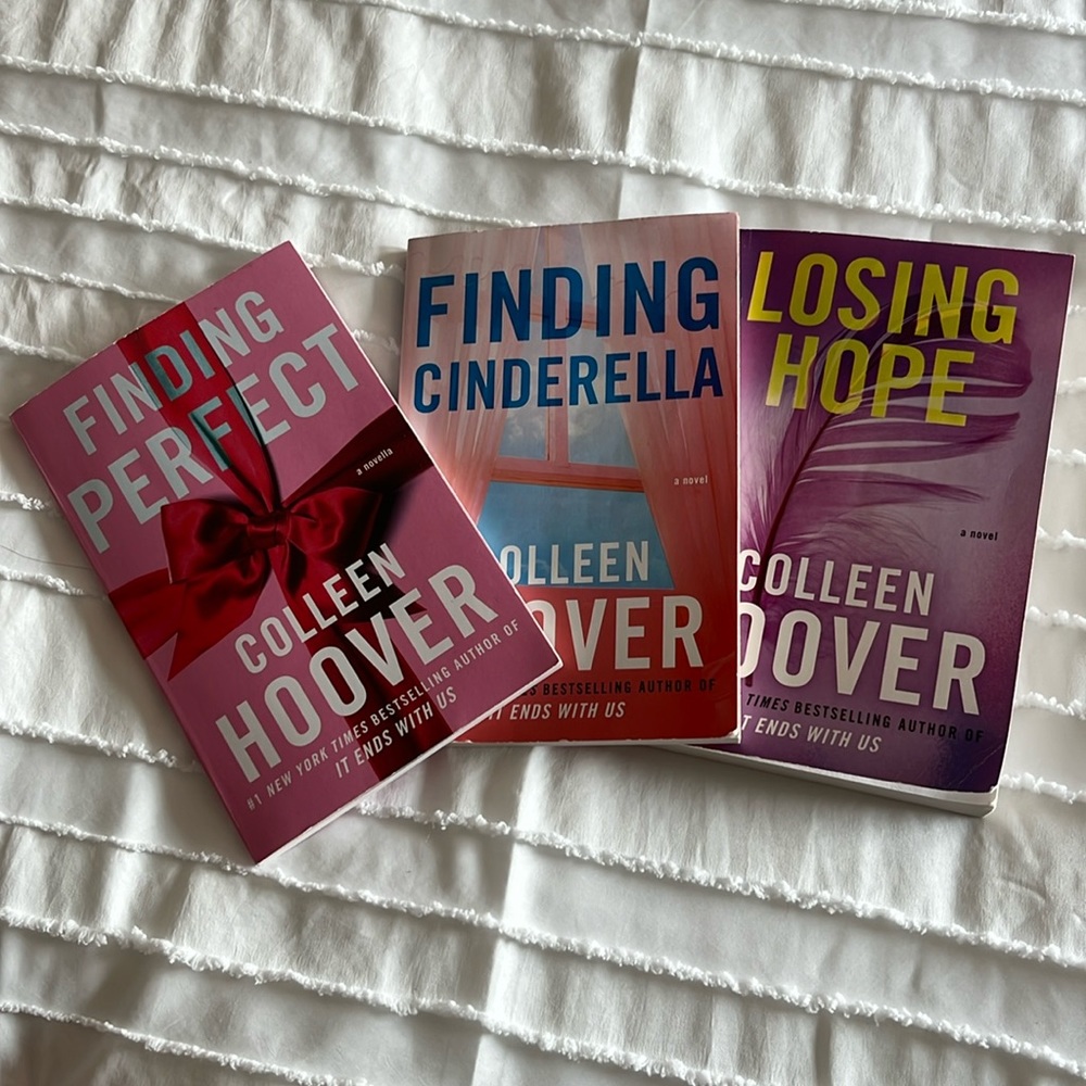 Colleen Hoover book set